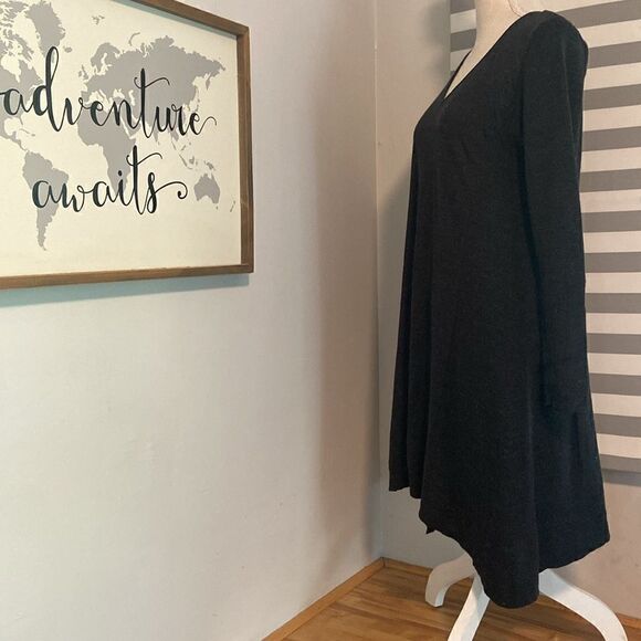 Eileen Fisher Black 100% Merino Wool Long Sleeve Asymmetrical Hem Dress Size M - Picture 4 of 12